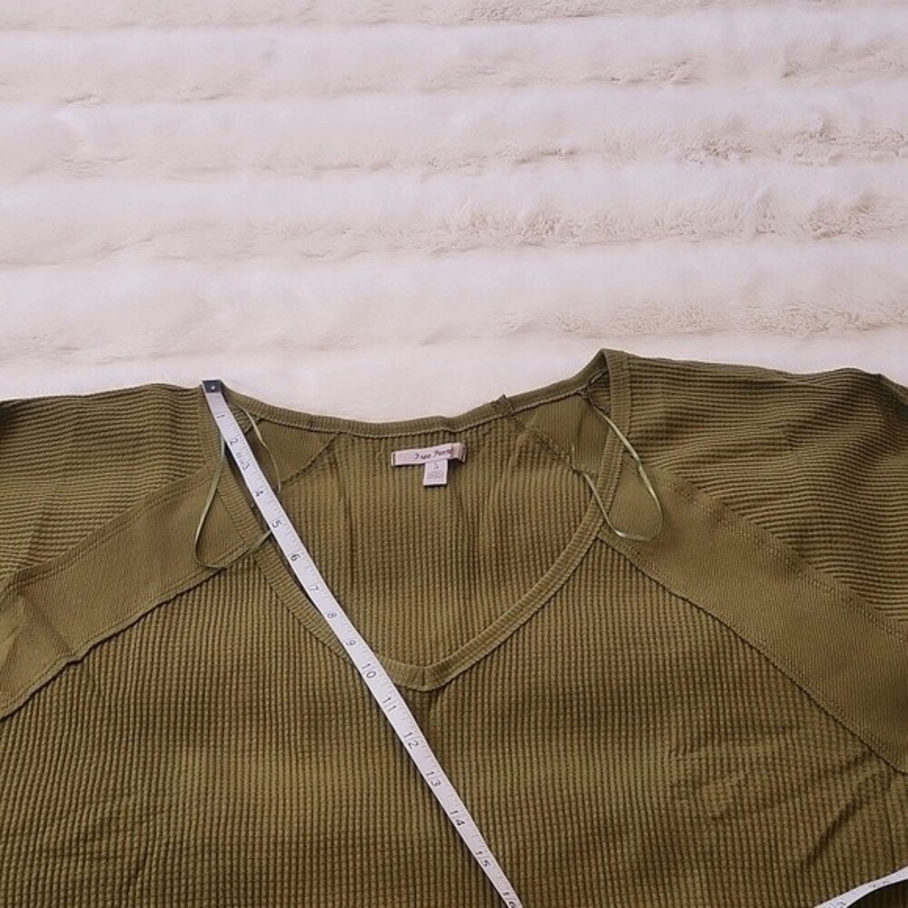 Free People Santa Clara Thermal Shirt Top Long Sleeve Green size L - Picture 12 of 14